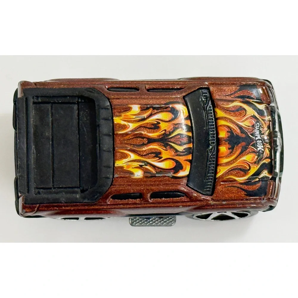 Hot Wheels Chevy Avalanche Blings Kids OS Copper Brown Flame Diecast Truck 2003
